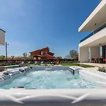 Zen Pula